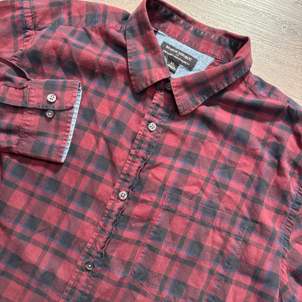 Banana Republic Shirt Mens XL Red Plaid Cotton Heritage Soft Wash Standard Fit